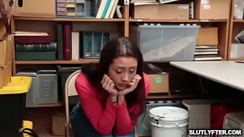 rihanna_ryan_sledge_hammer