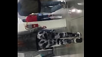 That Booty To Shake When She Walk