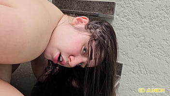 Fudi uma bunda com óleo sem camisinha completo no red e no sheer Fudi uma bunda com óleo sem camisinha completo no red e no sheer