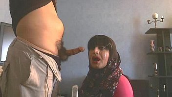 Ejac sur mon hijab Ejac sur mon hijab