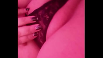 Novinha masturba para vídeo mostra tudo Novinha masturba para vídeo mostra tudo