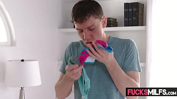 Stepdaughter boner bonding Stepdaughter boner bonding