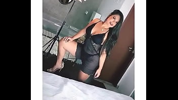 Morena pele bronzeada cabelo lindo Morena pele bronzeada cabelo lindo