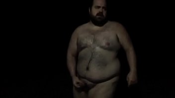 Chubby bear night rain Chubby bear night rain