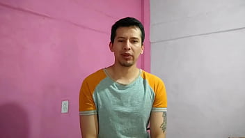 Cogiendo con mi amigo dotado en unas cabinas Cogiendo con mi amigo dotado en unas cabinas