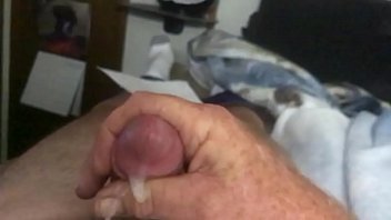 Me jacking off and shooting load Me jacking off and shooting load