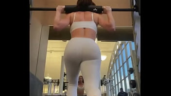 Will it be easy nope worth it absolutely #fitness #fitmom #musclemommy #strongwomen #physique #fitnessmodel