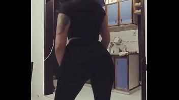 Johanna sensual turrita Johanna sensual turrita