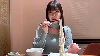 ランチのお礼に店内トイレで口内射精&ごっくん→卑猥オイルマッサージで性感爆上げ!おもちゃ3種の同時責めで決壊した無毛桃色オメコから清水 潮 噴出!!part1