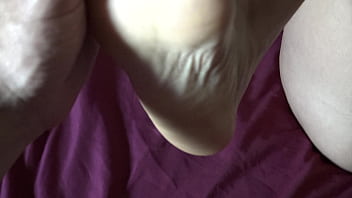 Fuck my hairy kurdish pussy before my husband comes home from istanbul Fuck my hairy kurdish pussy before my husband comes home from istanbul