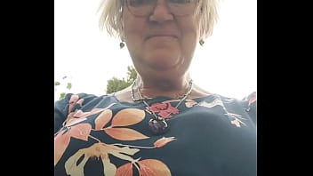 Granny hairy pussy upskirt Granny hairy pussy upskirt
