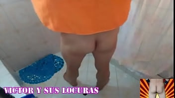 Qe ricas nalgitas con mi buena vega jaboncito por el culito Qe ricas nalgitas con mi buena vega jaboncito por el culito