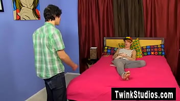 Gay fuck josh bensan is stunned by preston andrews' huge lollipop