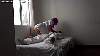 Enfermera o puta se folla a sus pacientes Enfermera o puta se folla a sus pacientes
