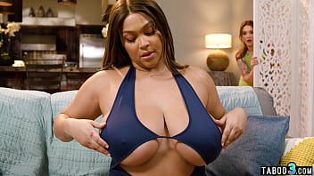 Readhead chubby milf eating her black gfs dark pussy