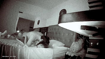 Cachando de misionero en el hotel completo