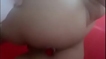 Culona con plug anal Culona con plug anal