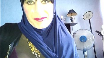Blowjob in hijab Blowjob in hijab