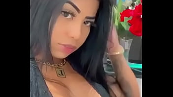 Morena sensualizando Morena sensualizando