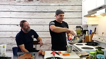 "cooking delicious sandwiches" "cooking delicious sandwiches"