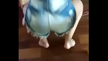 Prima gostosa rebolando Prima gostosa rebolando