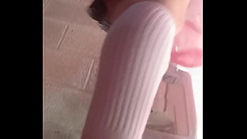 Enseña toda la tanga la estudiante le hago un bajo falda Enseña toda la tanga la estudiante le hago un bajo falda