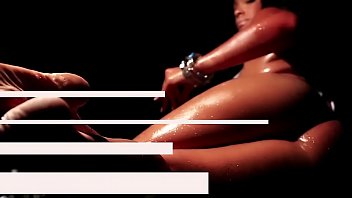 Blk whore masturbation pussy