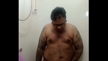 Brij shower peeing Brij shower peeing