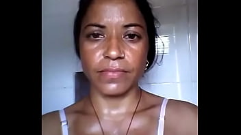 Suman dhunwa sexy aunty Suman dhunwa sexy aunty