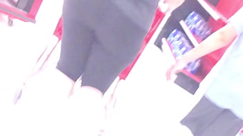 White milf spandex booty candid 5 White milf spandex booty candid 5