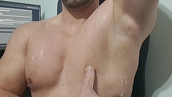 Souiller aisselle Souiller aisselle