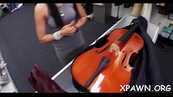 Horny amateur does oral sex stimulation