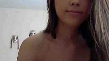 Cute girl cums on cam Cute girl cums on cam