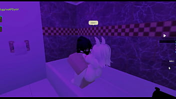 Puta recibe una enorme polla en roblox Puta recibe una enorme polla en roblox