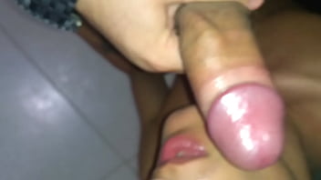 Novinho me mamando Novinho me mamando