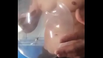 Sarado fodendo a camisinha Sarado fodendo a camisinha