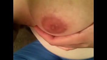 Tetotas grandes de gay venezolano