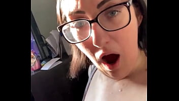 Candidsandra gets a hot load of cum Candidsandra gets a hot load of cum