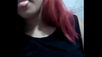 Gri mostrando sus tetitas Gri mostrando sus tetitas