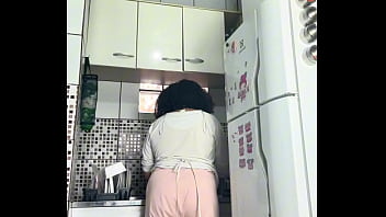 Chubby housewife farting while washing dishes voyeur style Chubby housewife farting while washing dishes voyeur style