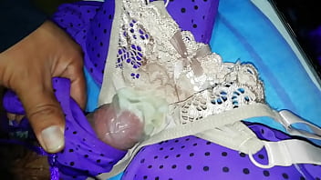 Rico follar tangas Rico follar tangas
