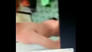 Vietnam guy shower tam