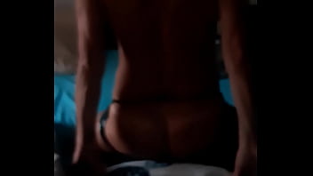 Se baiser sur son gode de bon matin Se baiser sur son gode de bon matin