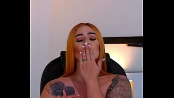 Huge tits Huge tits