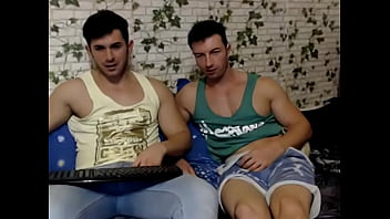 Sarados sem camisa Sarados sem camisa