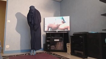 Big boobs muslima in burka