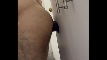 Jugando con mi dildo Jugando con mi dildo