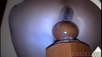 Gaping asshole on a bedpost Gaping asshole on a bedpost
