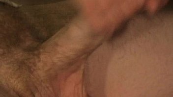 Amateur slut takes load in mouth