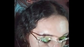 Boquete gostoso com direito a jato de leitinho na boca Boquete gostoso com direito a jato de leitinho na boca